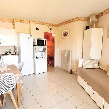 Avec Piscines, Les 3 Rivieres - Palmazur Apartment